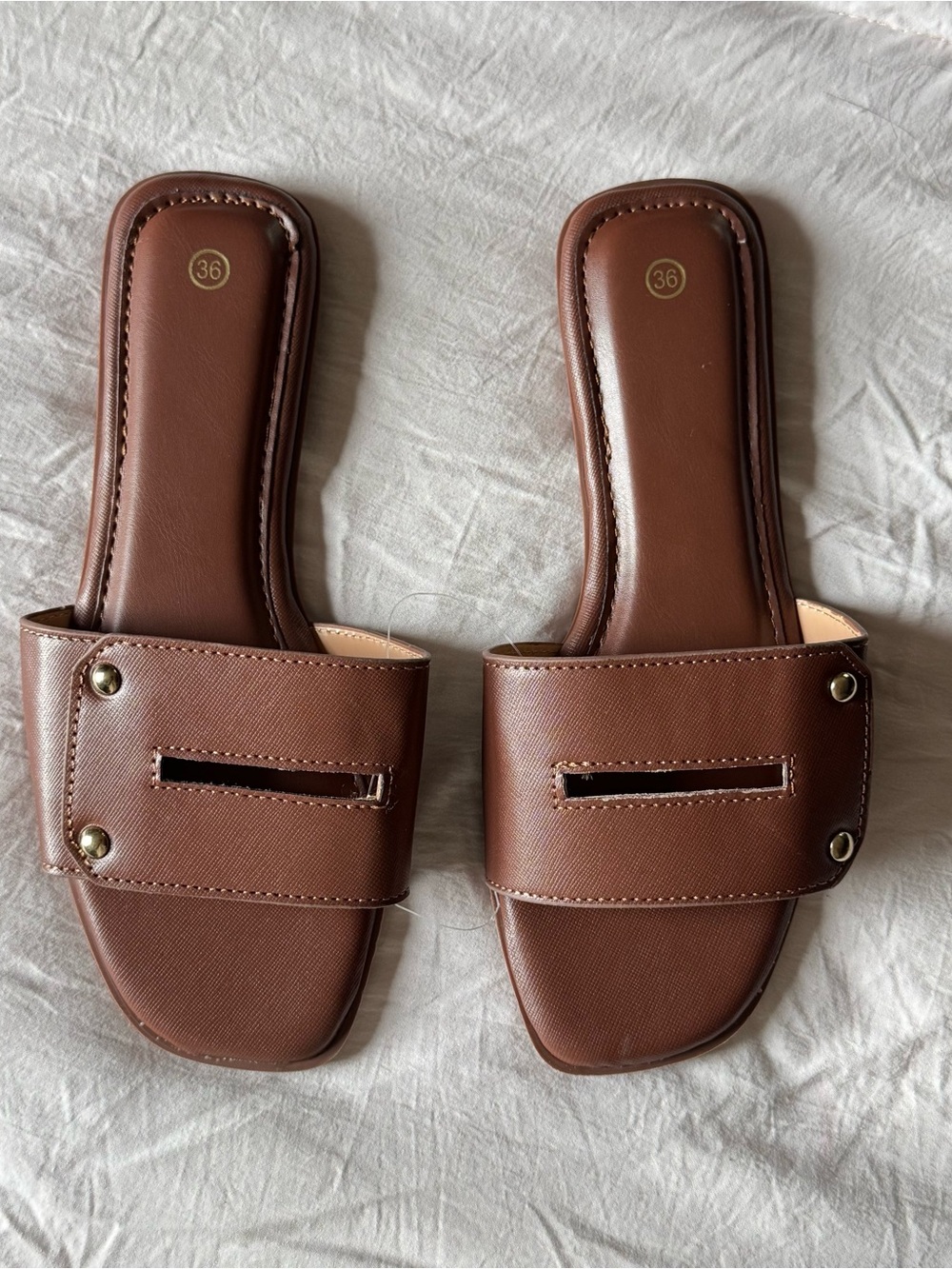 Brown Women's Slide Sandals - Classic Minimalist Style Size 6
